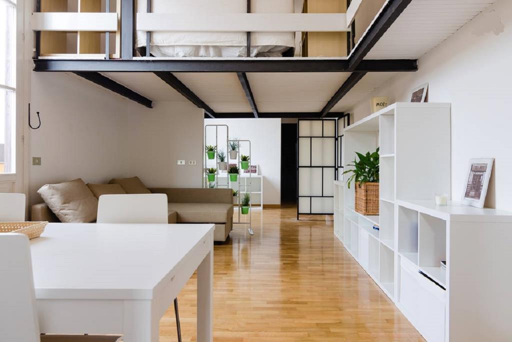 V12 Design Apartments Milano Værelse billede
